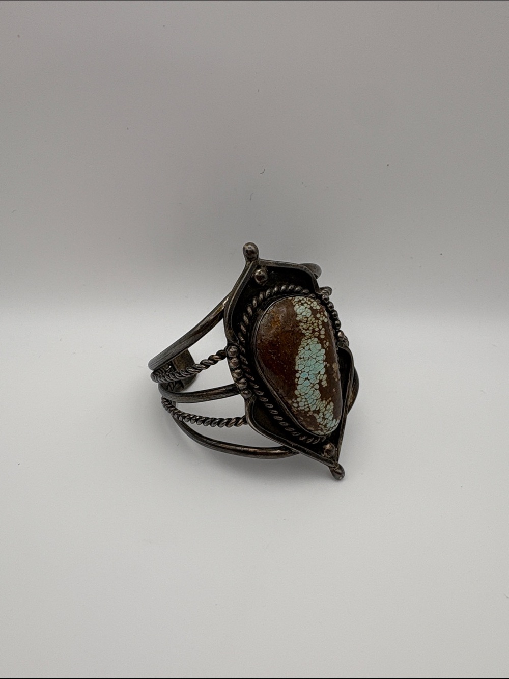 Old Pawn Native American US Silver Cuff Bracelet with Large Turquoise Stone